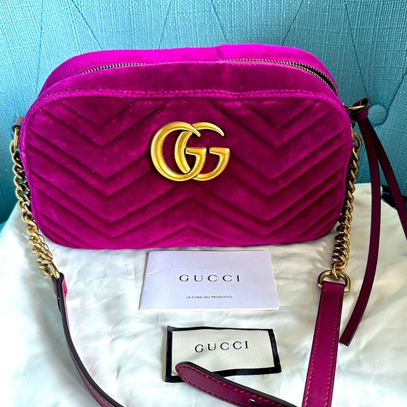 Gucci Handbags - Gucci Marmont Velvet Crossbody bag